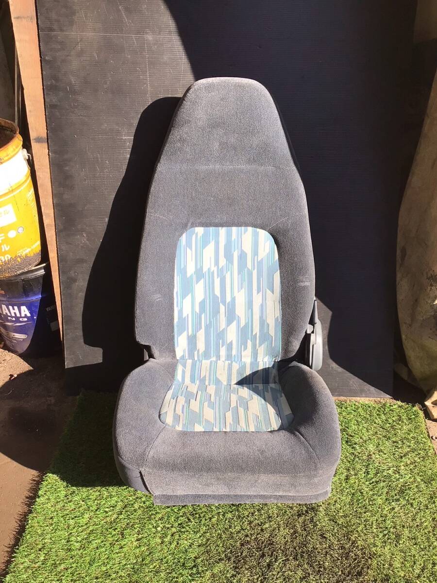 FP54JD H.17年 スーパーグレート 助手席側 シート Assy H上 241126 ④ 即日発送可 三菱ふそう トレーラー 95×63×61拍卖