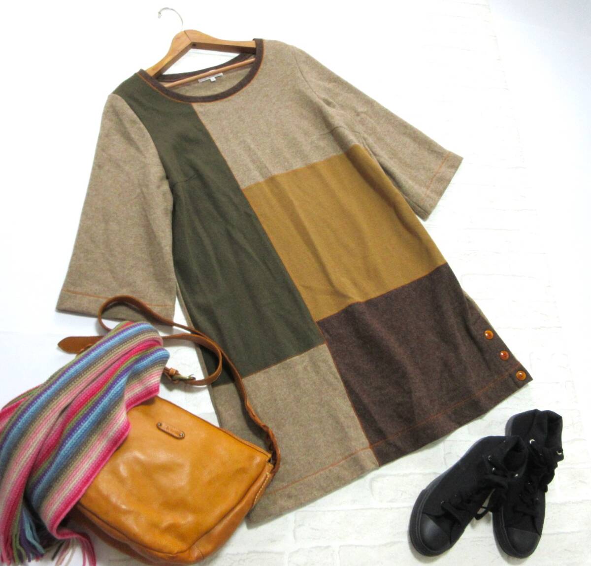 美品 送料込み KUMIKYOKU 組曲 クミキョク ベージュ パッチワーク ウール ワンピース 7 17号 日本製 大きいサイズ ストレッチ プルオーバー拍卖