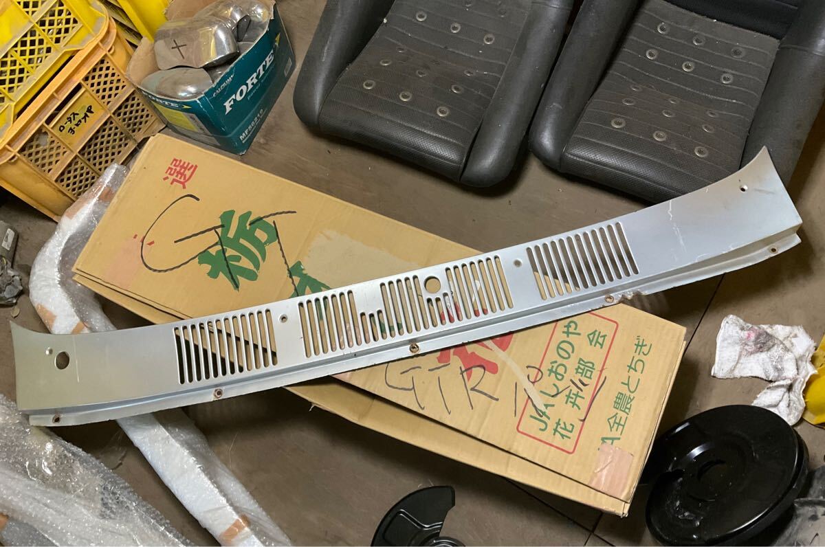 ハコスカGTR カウルトップパネル 純正品拍卖