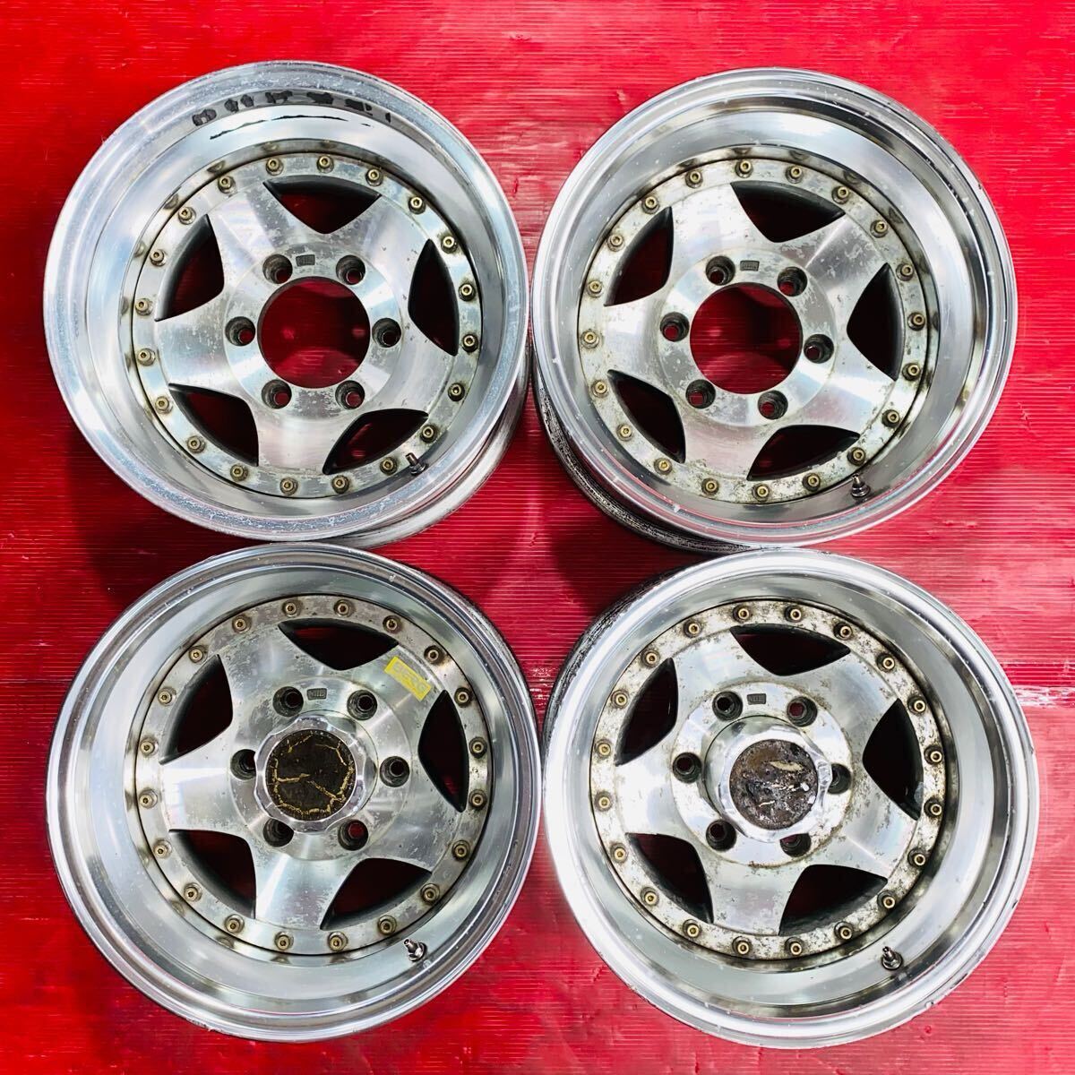 BERG サイズ 15×8.5JJ PCD139.7 H6 OFF -33 ハブ径約109mm 傷汚れあり 4本セット拍卖