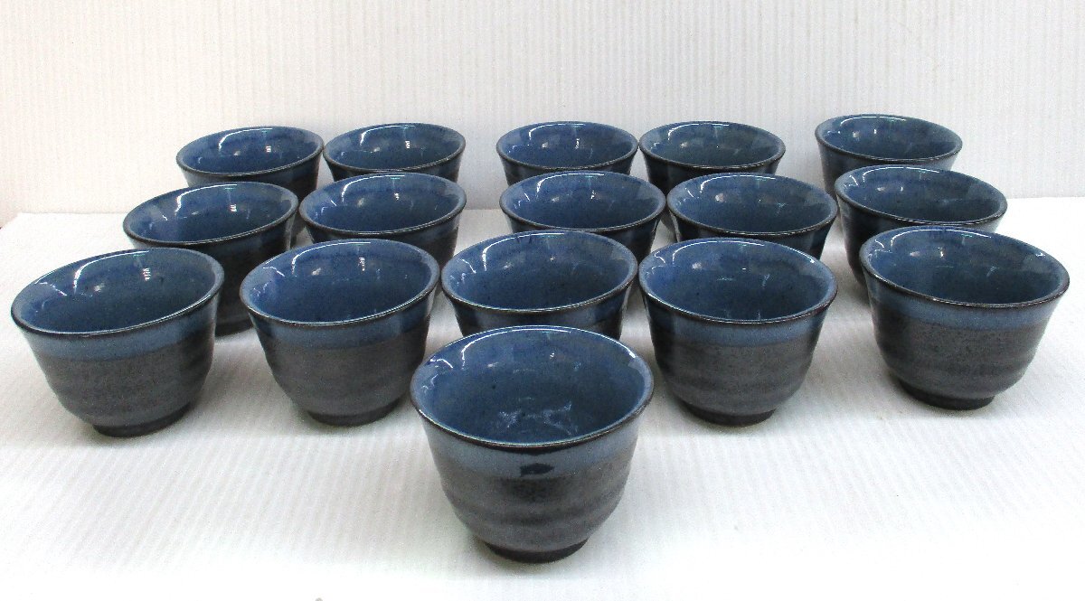 ★ 98623 湯呑 湯飲 湯呑み 湯飲み 黒結晶 16個揃え φ8 × 高さ5.7㎝ 中古 ★拍卖