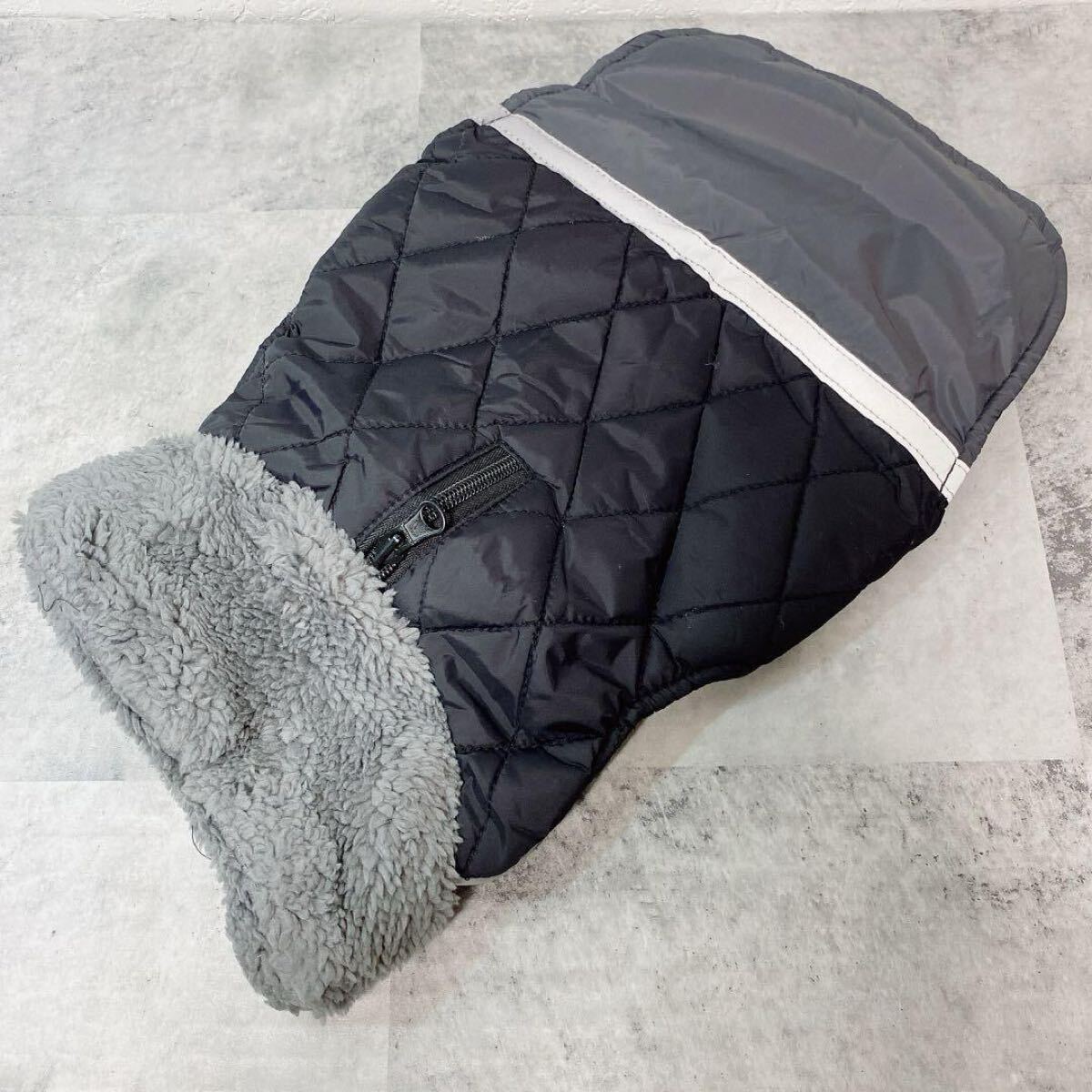 S 防寒着 犬服 上着 コート 黒 マジックテープ ベスト ブラック ふわふわ襟拍卖