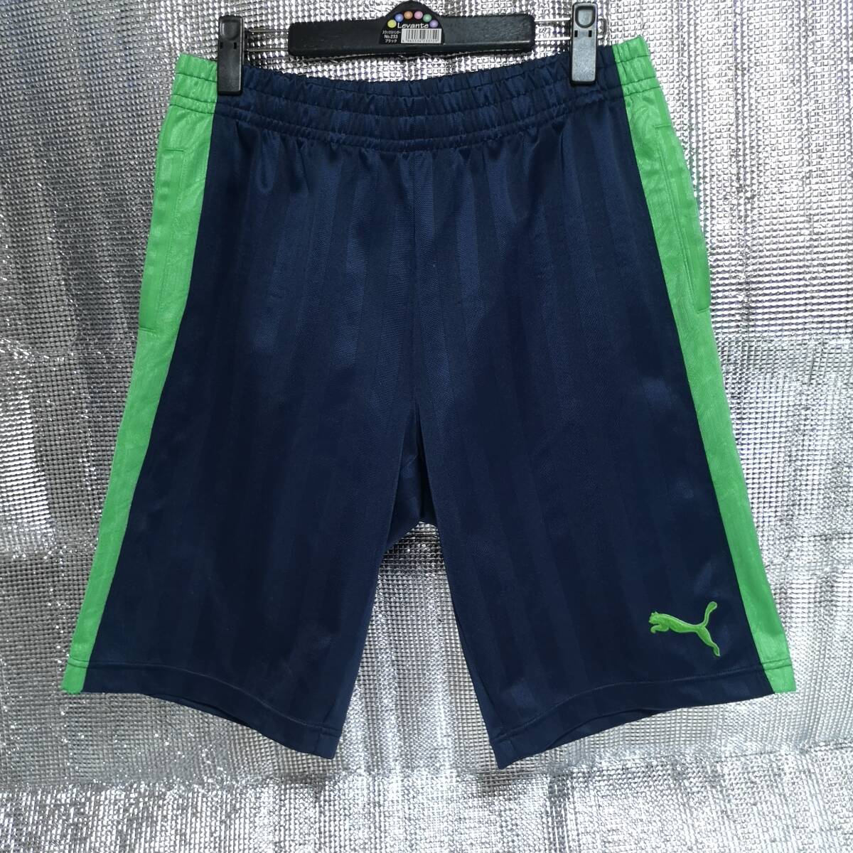 プーマ ジャージ ハーフパンツ 紺×緑 M 632拍卖