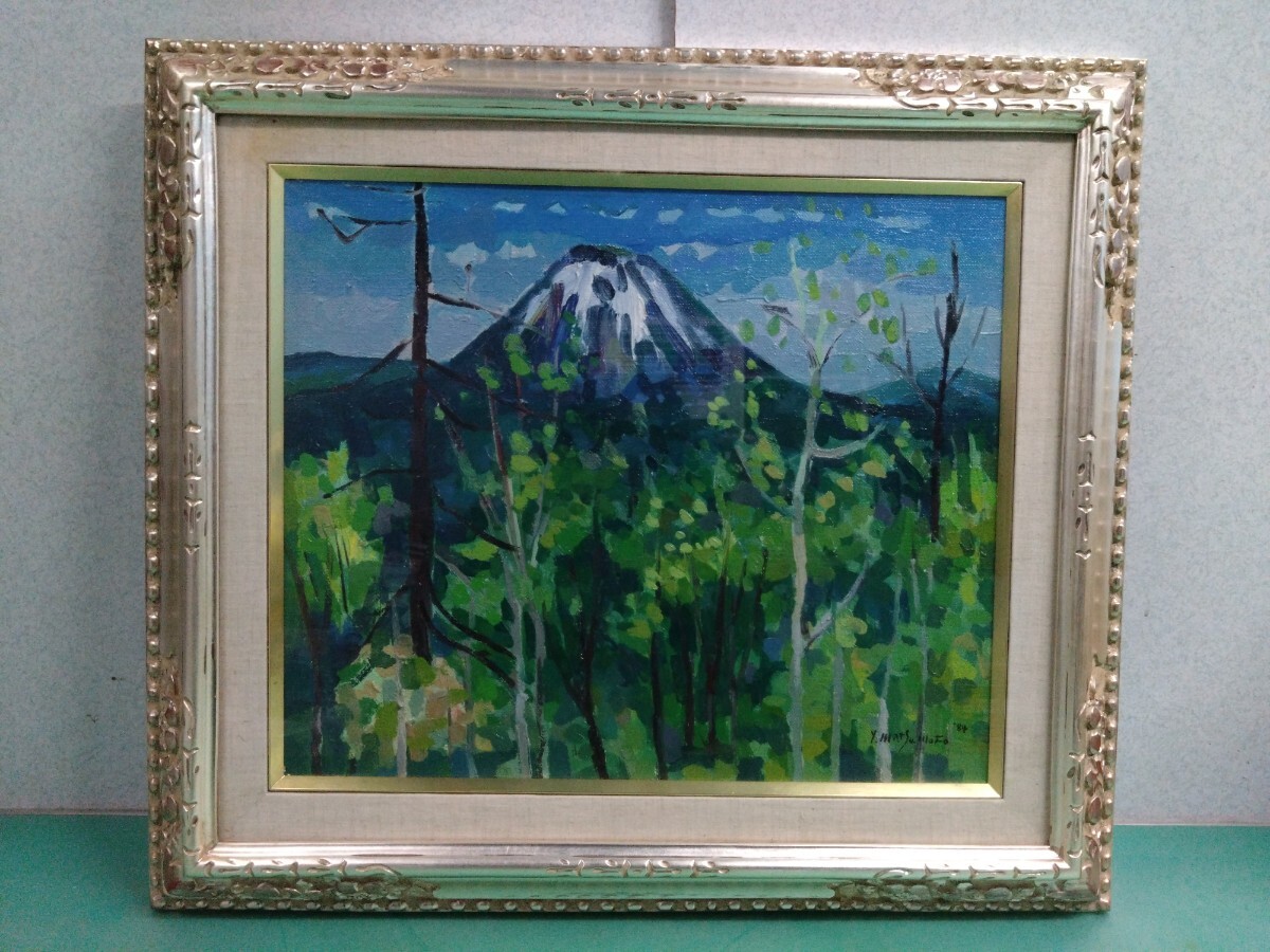 ● 1984年【真作】【松本安弘】【新緑 羊蹄山】油絵 F8号 肉筆 サイン 名刺 落款 絵画 一水会会員 北海道風景画 希少 貴重 美術品 ③拍卖