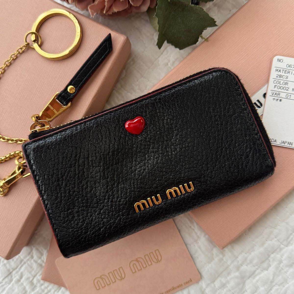美品■MIUMIU ハート マドラスラブ キーリング コインケースコンパクトウォレット ブラック 5MC036拍卖