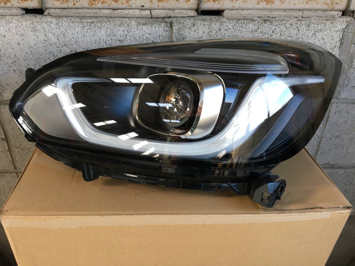 GR1 GR2 GR3 GR4 GR6 GR7 GS4 GS5 GS6 フィット ヘッドレンズ左 ヘッド左ライト ランプ 純正 STANLEY W4395 HONDA FIT拍卖