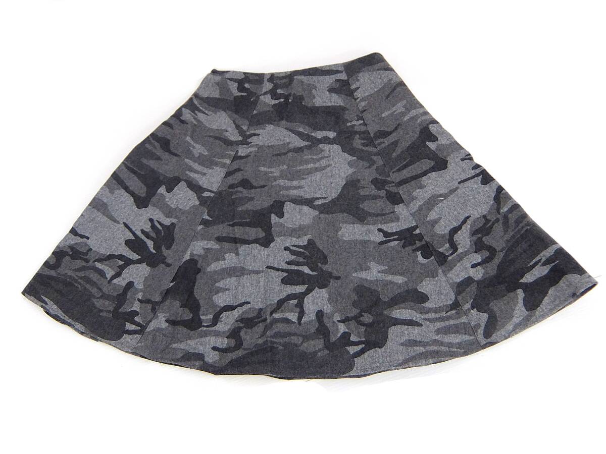 未使用 タグ付き 定価17800円 美品 BRAHMIN ブラーミン レディース スカート 迷彩 カモフラ柄 台形 ひざ丈 黒 グレー拍卖