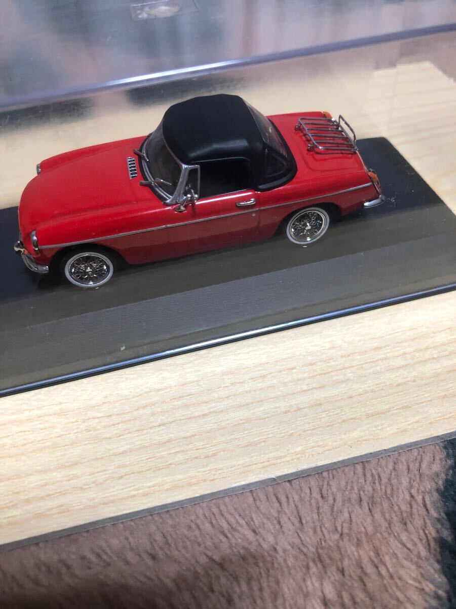 ミニチャンプス 1962-69 MG B カブリオ RED拍卖