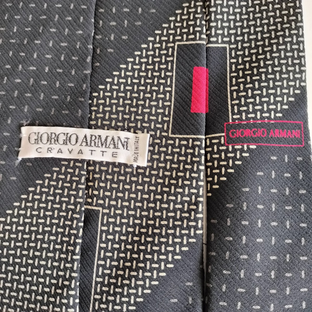 GIORGIO ARMANI(ジョルジオアルマーニ)黒デカ四角レジメンタルネクタイ拍卖