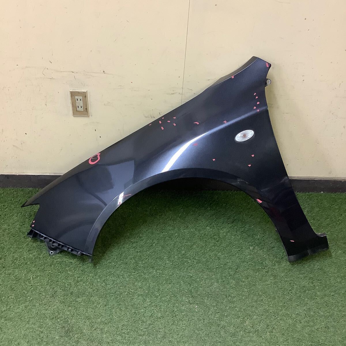 インプレッサ GH8 GH7 GH2 GH3 GH6 左 フロント フェンダー ガンメタ系 管番2166拍卖