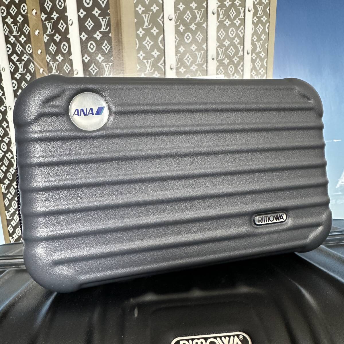 【即決/即納】RIMOWA×ANA リモワ×全日空 ファーストクラス限定 アメニティケース 中身なし ダブルファスナー マットグレー①拍卖