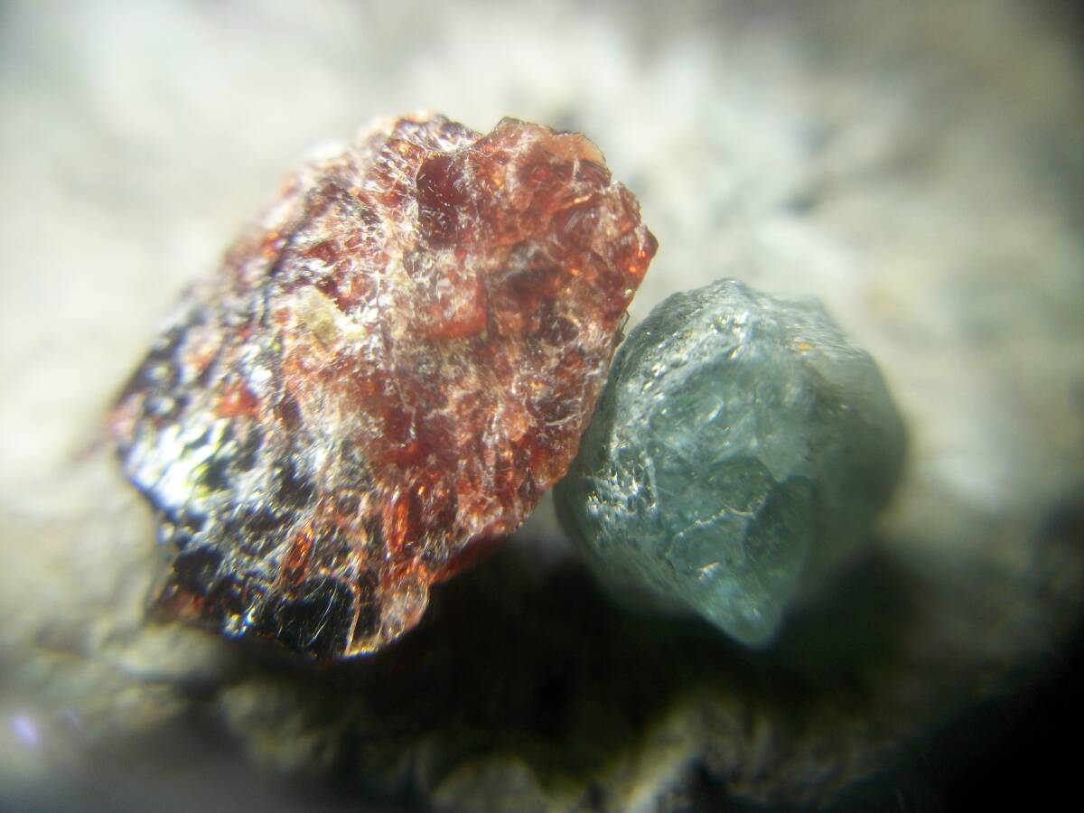 宝石質 マラウイ ブルージルコン パキスタン レッドジルコン 風信子石 ヒヤシンス鉱 単結晶 セット 定型外発送拍卖