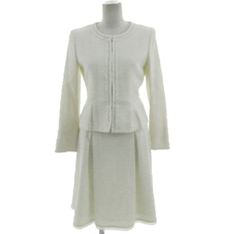 ナチュラルビューティー スーツ フォーマル ツイード ジャケット ノーカラー チェーン風 ペプラム スカート レース切替え オフ白 38拍卖