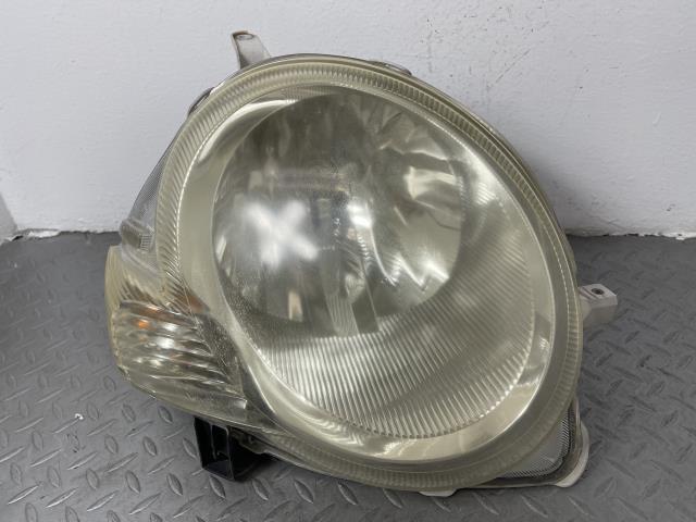 シエンタ NCP81G 右 ヘッドランプ ライト 81110-52421拍卖