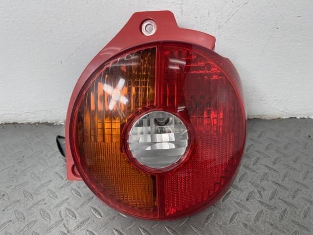 ムーヴラテ L550S 右 テール ランプ ライト 81550-B2070-000拍卖