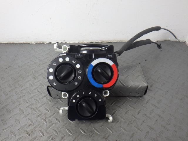 グランマックス 5BF-S413P エアコン スイッチ パネル拍卖