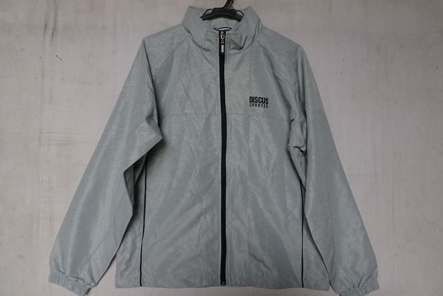 DISCUS SPORTEC/ディスカス/ジャンパー/アウター/グラフィック柄/前ジップアップ/裏地メッシュ/シルバーグレー/Lサイズ(11/12R)拍卖