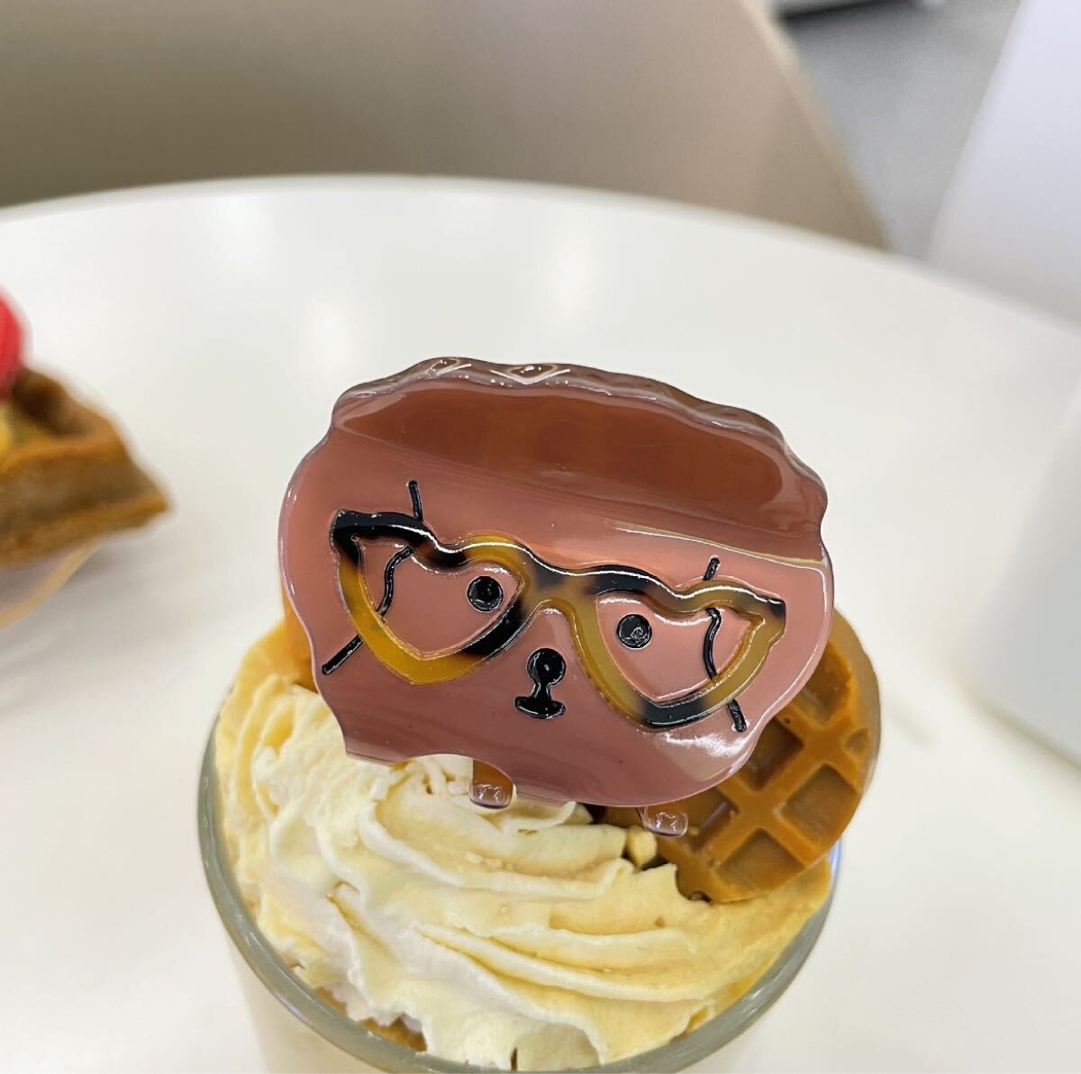 プードル メガネ ブラウン ヘアアクセサリー ヘアクリップ拍卖