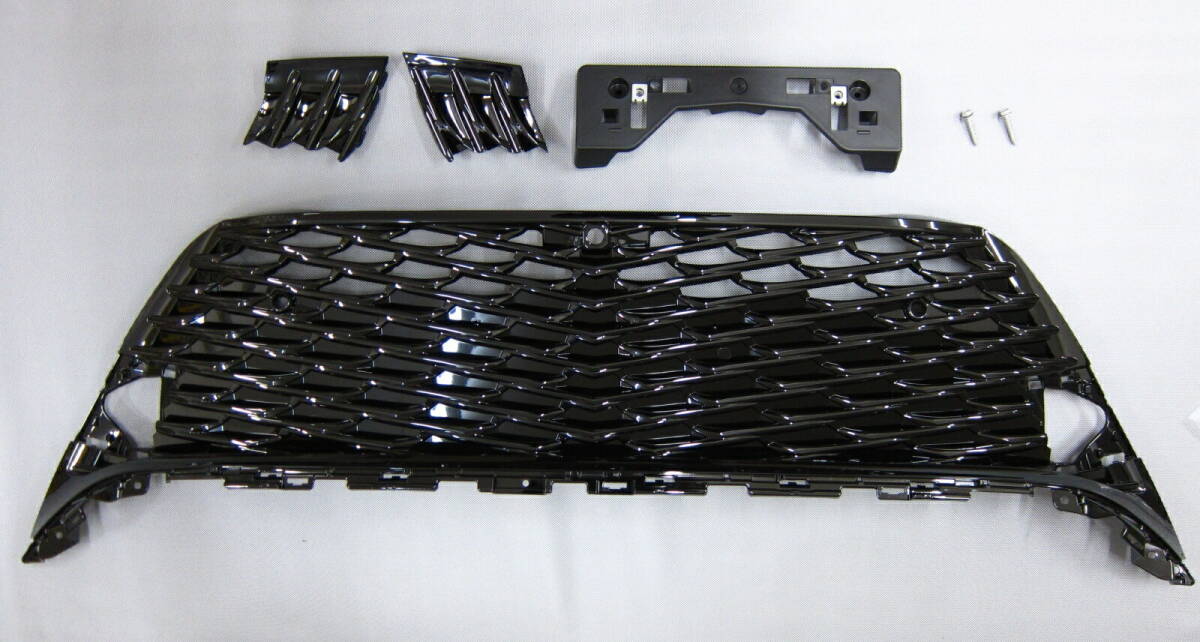 ☆新品未使用☆ TOYOTA 純正品 ハリヤーPHEV AXUP85 ラジエータグリル(カメラ穴有り) 拍卖