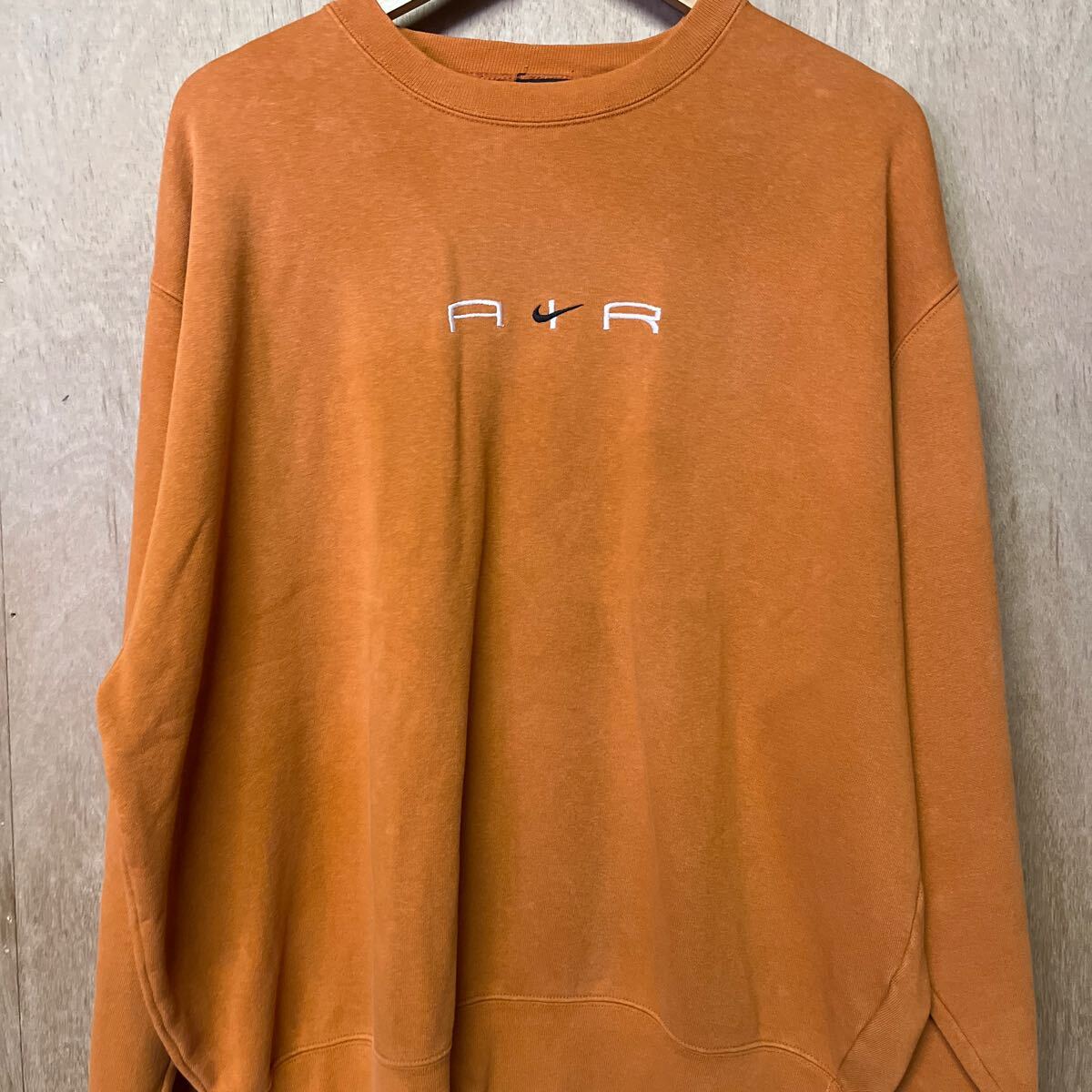 ビンテージ ナイキ スウェット 90s 裏起毛トレーナー 長袖 オレンジ レア NIKE TEAM AIR拍卖