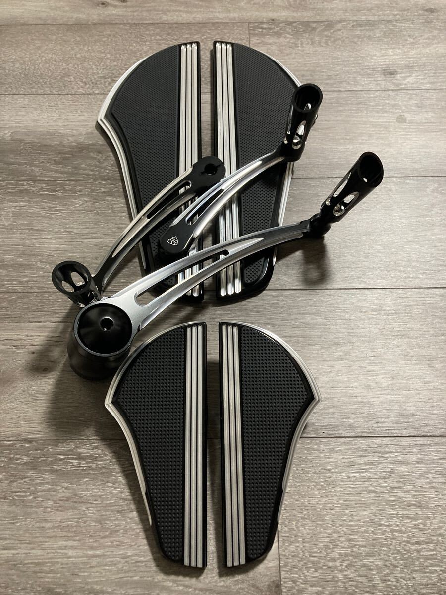 即納 送料込み フロアボード フルセット パッセンジャー ハーレー ツーリング ソフテイル フットペグ シフター ブレーキ ブラック拍卖