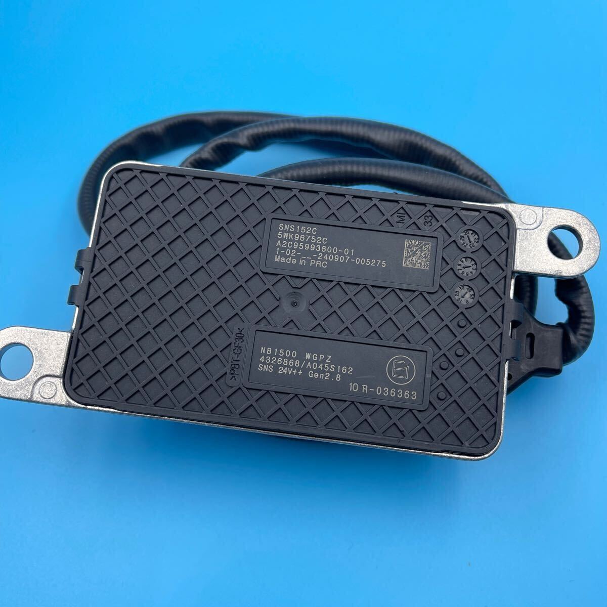 NOxセンサー 社外新品 KATOクレーン用  純正品番/4326868代表型式/KRM25HF EG型式/QSB6.7 拍卖