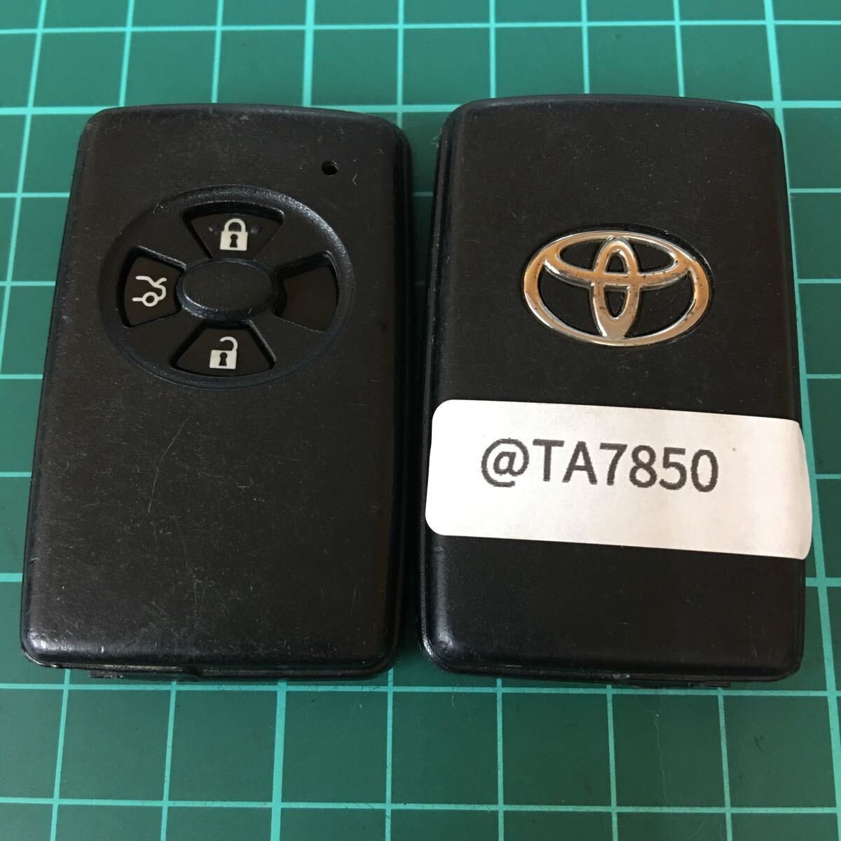 @TA7850 トヨタ 純正 271451-0500スマートキー 3ボタン 後期 GRS180 クラウン ロイヤル アスリート ノア ヴォクシー アイシス等キーレス拍卖