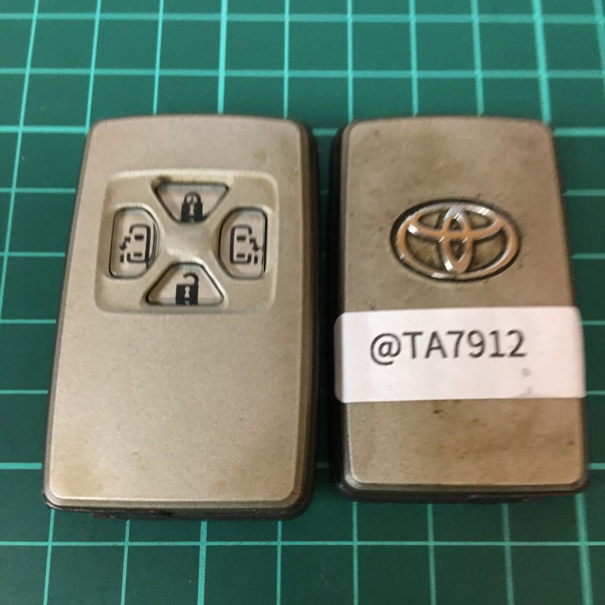 @TA7912 トヨタ 純正 基盤271451-0500 スマートキー 4ボタン エスティマ アルファード ヴェルファイア ANH20 ACR50 キーレス拍卖