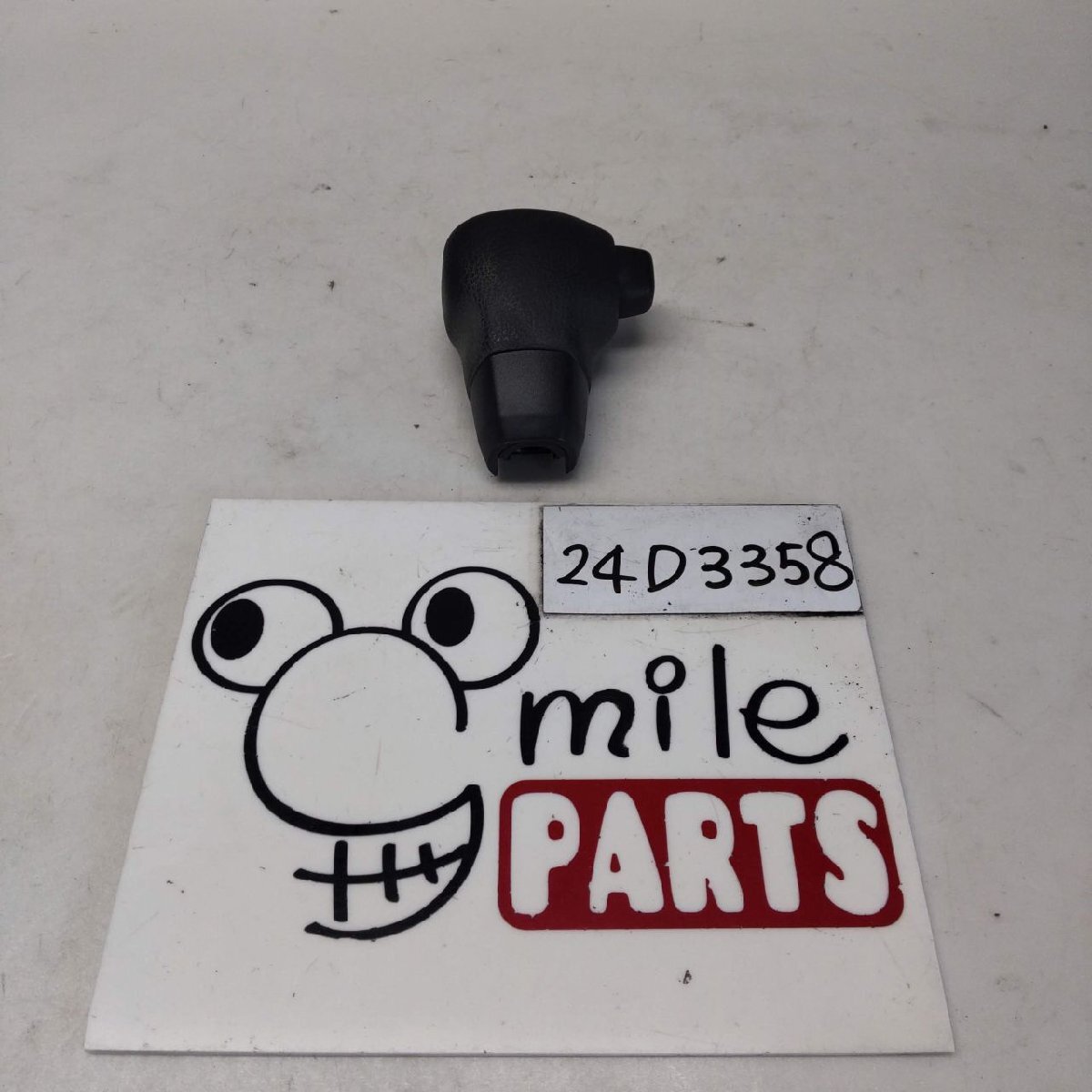 LA650S/LA660S タント 純正 シフトノブ(ウレタン) 2Z6-27-6/24D3358*同梱不可拍卖