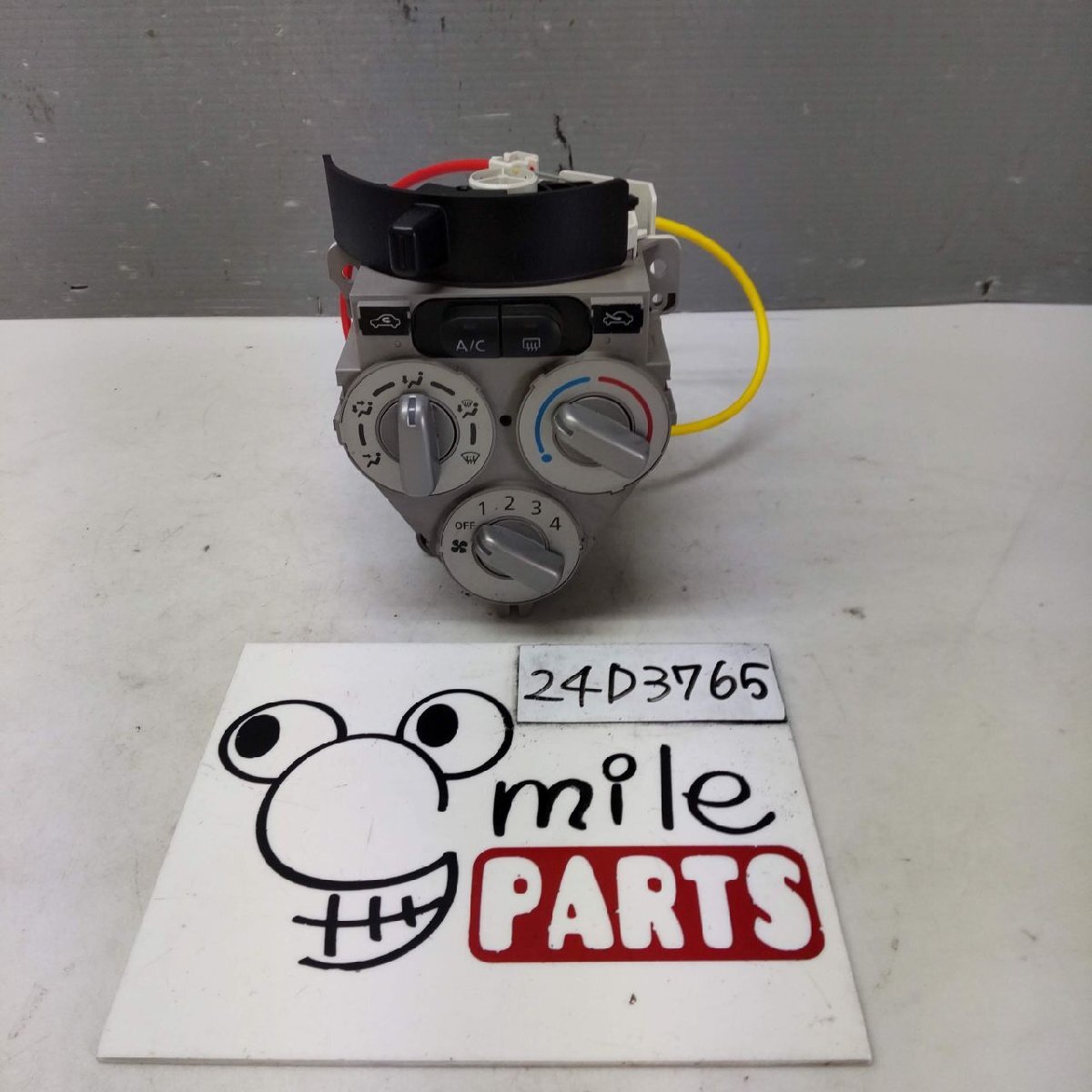 B21W デイズ 純正 エアコンスイッチパネル 1A2-3-8/24D3765*同梱不可拍卖