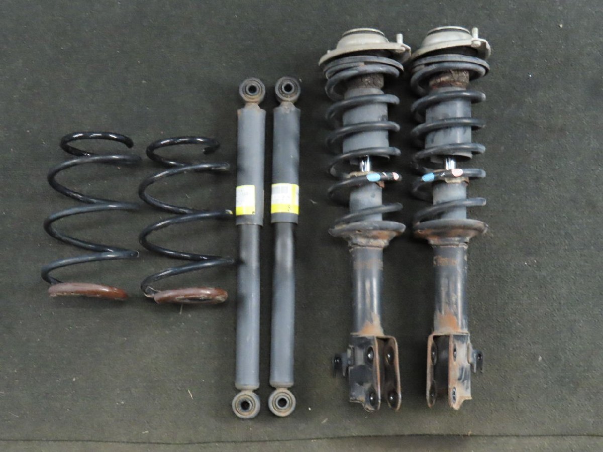 【即決! 即日発送可】AZワゴン DBA-MJ23S 純正 ★約8万km ストラット 1台分 サス ショック アブソーバー ABS有 中古 12512拍卖