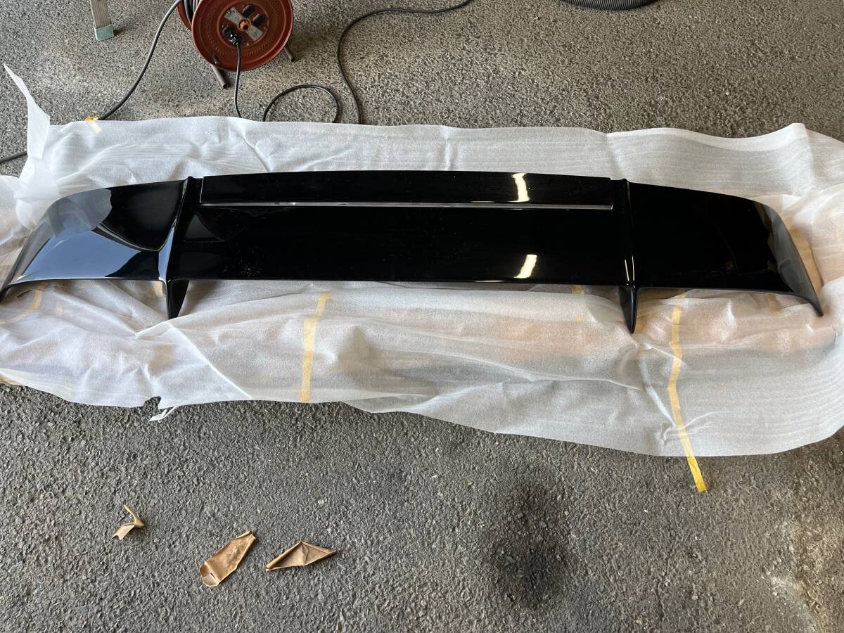 ランボルギーニ ディアブロ 純正リアウイング拍卖