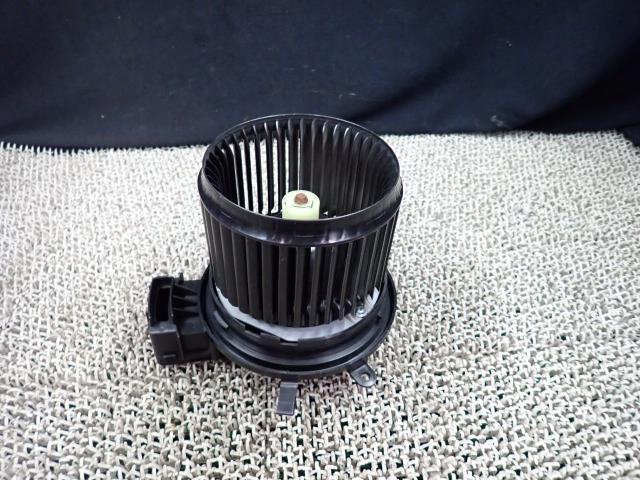 アルト DBA-HA36S ヒーターブロアモーター Z2S 74150-74P10拍卖
