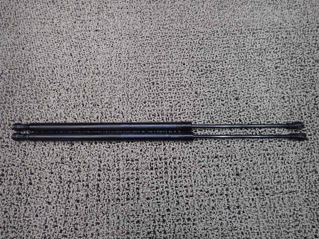 ムーヴコンテ DBA-L575S バックドアダンパー B70 68950-B9040拍卖