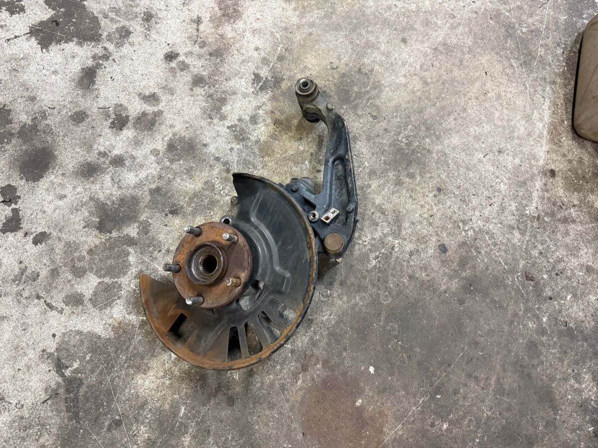 日産純正 ステージア スカイラインGT-R4WD 左フロント ナックル ハブ。拍卖