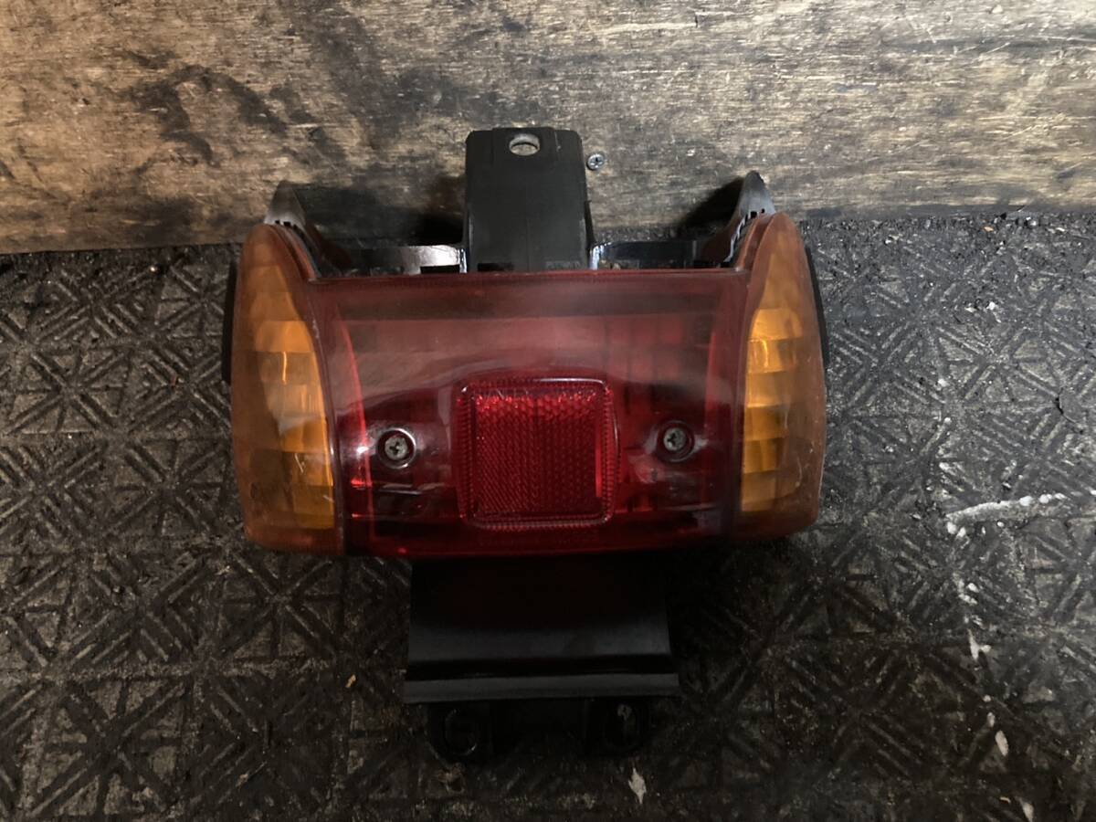 HONDA タクト AF51 テールランプ 神戸発 A230-13拍卖