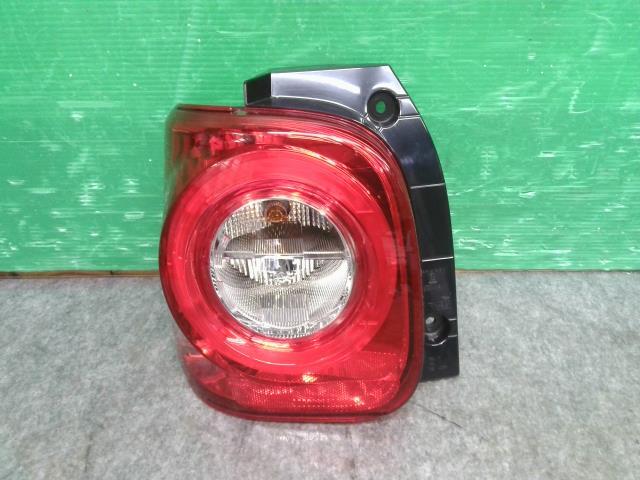 ムーヴキャンバス 5BA-LA860S 左テールランプ セオリーG 4WD 81560-B2790拍卖