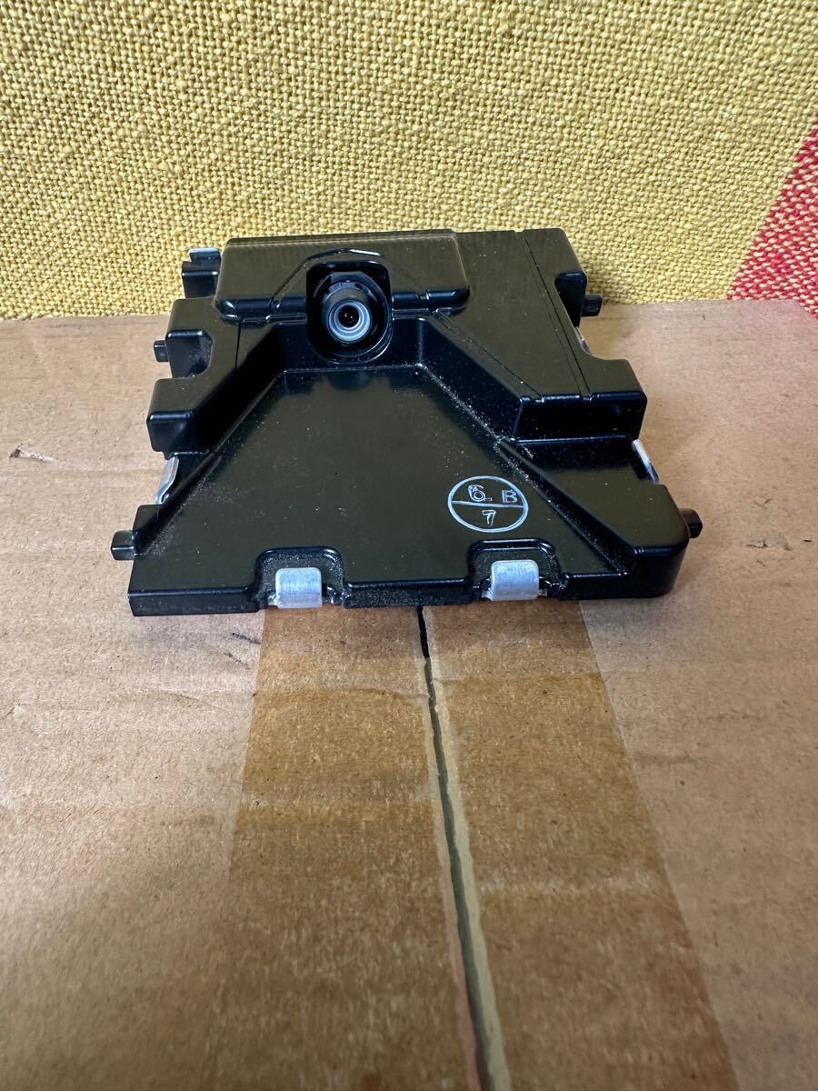 ハリアー ZSU65W フロントカメラ 運転支援システム用 036500-7901 8646C-48030 AVU65拍卖