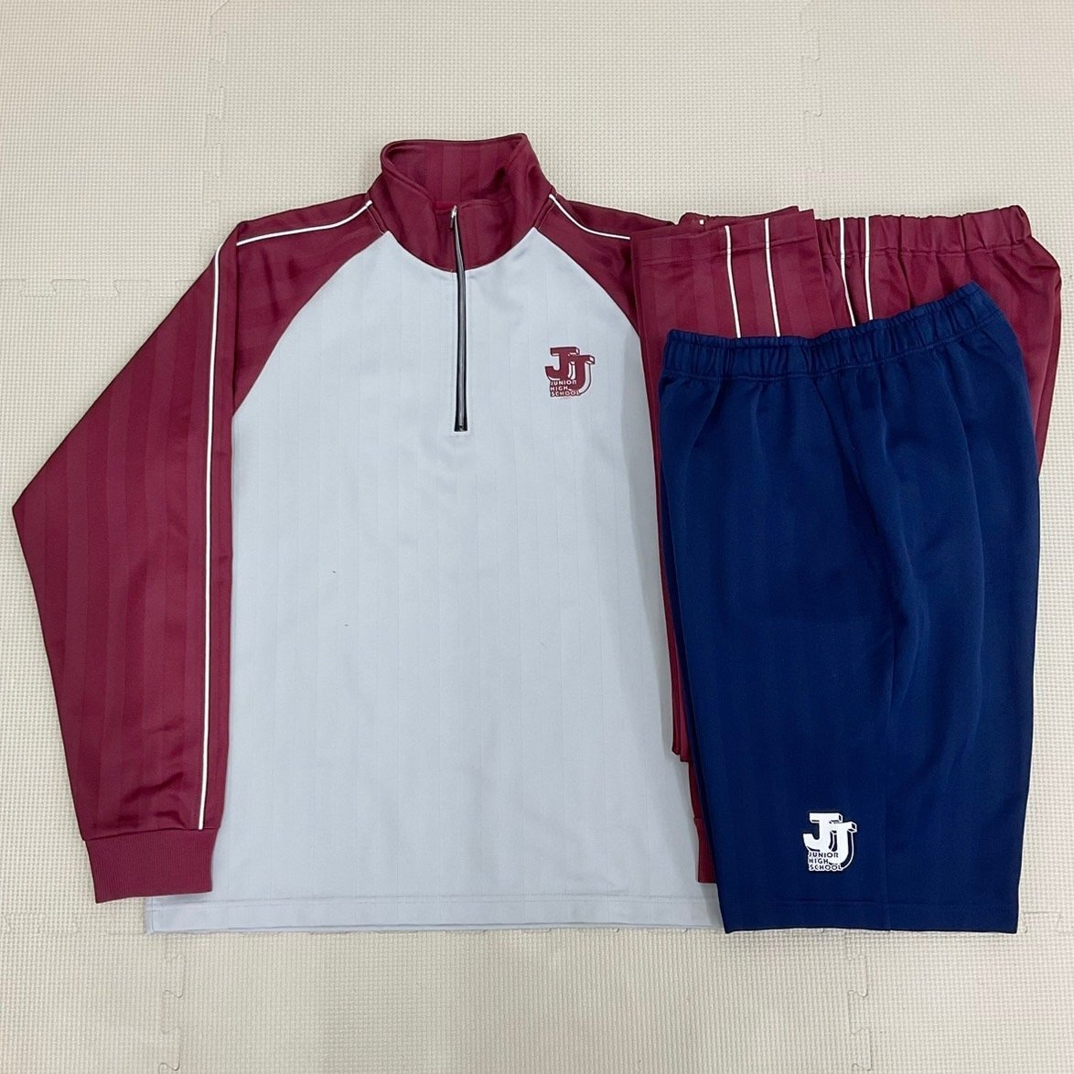 U1280/S1270(中古)茨城県 城里町立常北中学校 体操着3点 /長袖,長ズボン,ハーフパンツ:L/HitUnion/YONEX/えんじ色/紺/運動着/男子/卒業生品拍卖