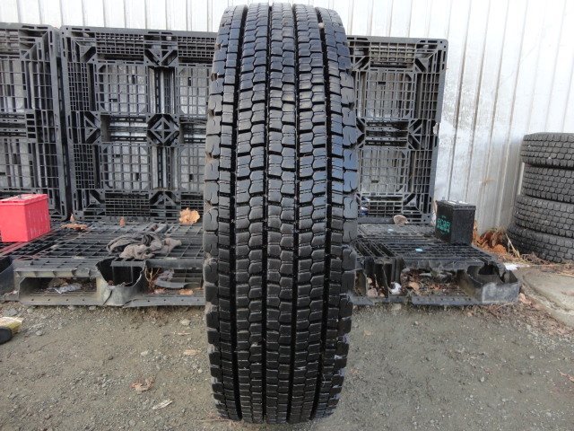 ●7795 8穴 冬 美品9.5分山 ブリヂストン W900 11R22.5 14PR 1本 2021年製 アルコア ALCOA アルミホイール拍卖