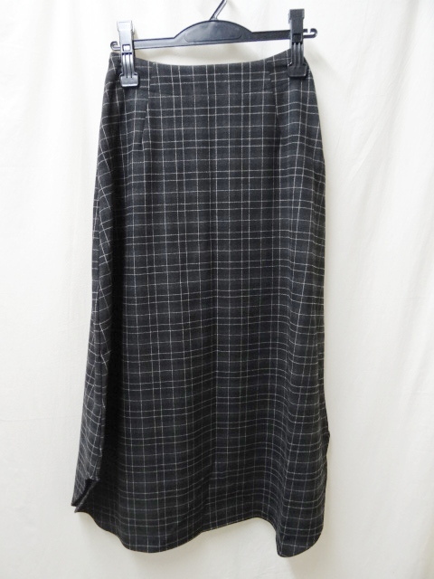 COMMENCEMENT コメンスメント 新品未使用 チェックスカート BLACKxCHARCOAL拍卖