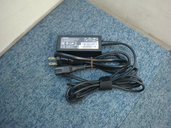 東芝 AC ADAPTER PA5177U-1ACA 19V~2.37A PA3822U-1ACA,PA5044U-1ACA,PA5096U-1ACA B65/R B75/R R35/P B37/M R73A R63/A R63/B互換可拍卖