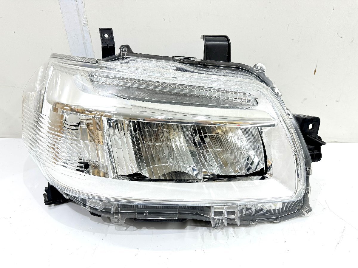 タウンエース S403P 純正LEDヘッドライト 右 KOITO 100-8J009/刻印D/81105-BZ010 (Z8-37)拍卖