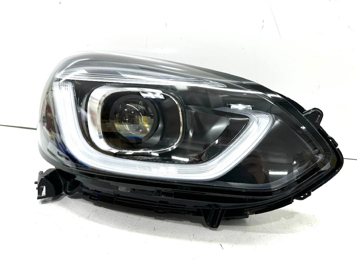 ホンダ フィット GR1/2/3/4/6/7 純正 右 LED ヘッドライト STANLEY W4395 刻印J (Z8-51)拍卖