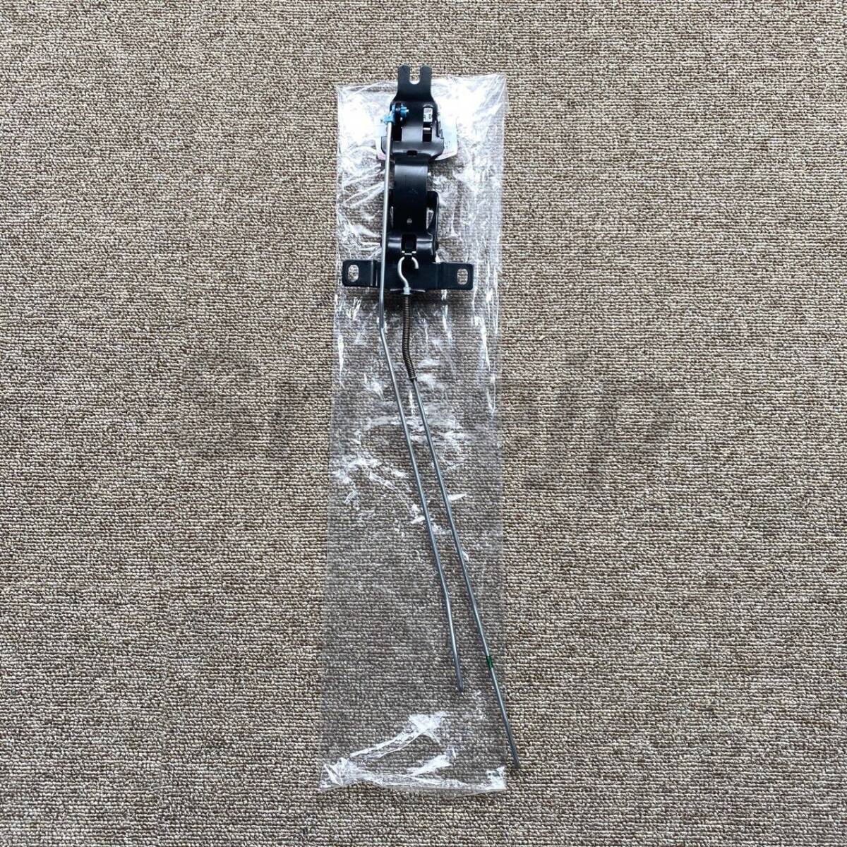 【新品】トヨタ純正 BJ40 ランドクルーザーS/T H/T フロントドア インサイド ハンドル 右 ASSY Front door inside handle sub RH拍卖