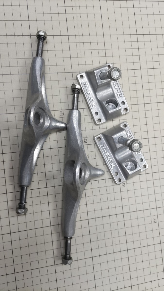 z-flex 160 スケートボード トラック ニュースクール オールドスクール 希少 レア ジェイアダムス z-boys パーツ 拍卖