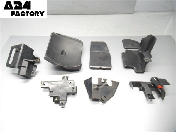 C2R6-1108 ホンダ フォルツァZ カウル カバー ガード 純正品 【MF08-1007*** 2004年式 動画有】拍卖