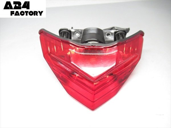 D2R6-1111 カワサキ Ninja250 / ニンジャ250 テールランプ テールレンズ 純正品 【EX250L-003*** 2014年式 動画有】拍卖