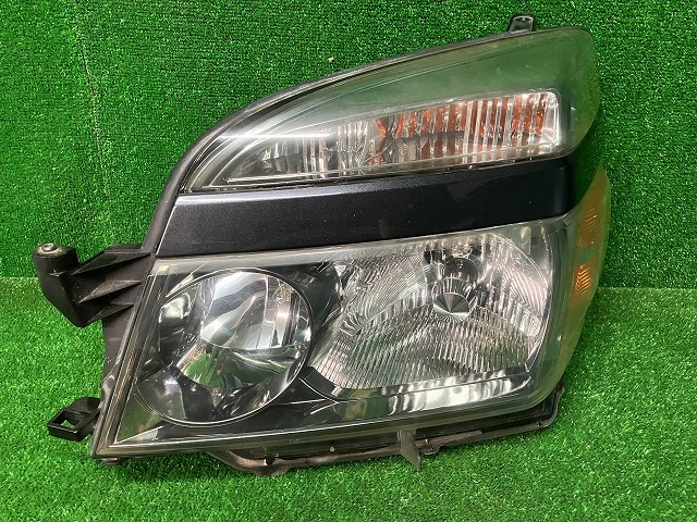 トヨタ AZR60/65 ヴォクシー 後期 左ヘッドライト HID 28-183 V6 バラスト付き レベ付き 241024242拍卖