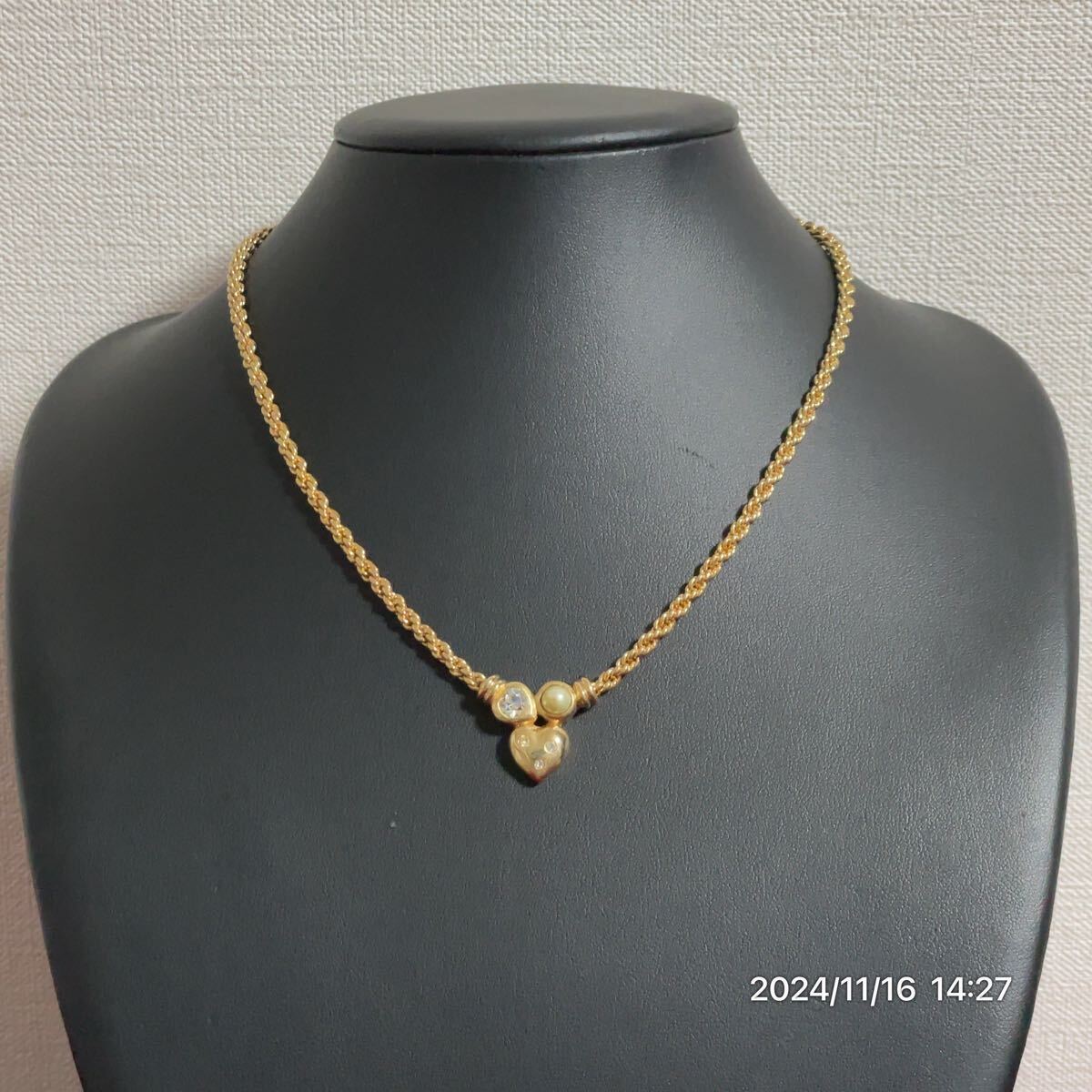 Dior クリスチャン ディオール ハート ラインストーン フェイクパール ツイストチェーン ゴールドカラー ネックレス アクセサリー拍卖